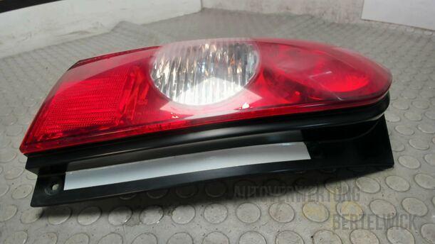 Foto: HECKLEUCHTE / RÜCKLICHT LINKS eines Mazda MPV 2.0 TD