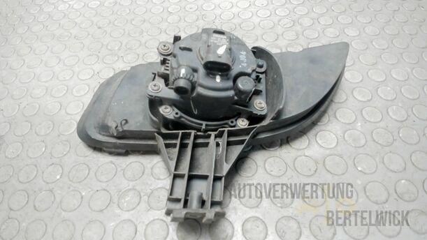 Foto: NEBELSCHEINWERFER RECHTS eines Mazda MPV 2.0 TD