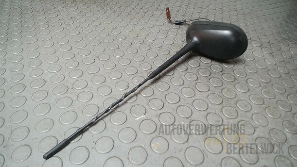 Foto: DACHANTENNE eines Mercedes-Benz A 150