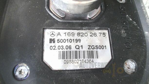 Foto: DACHANTENNE eines Mercedes-Benz A 150