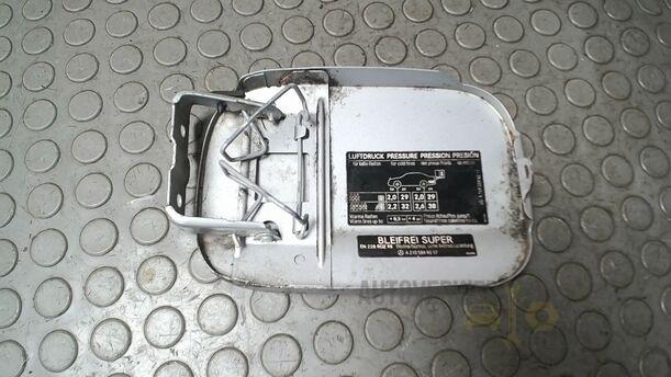 Foto: TANKKLAPPE/ TANKDECKEL eines Mercedes-Benz A 150