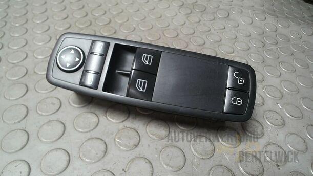 Foto: FENSTERHEBERSCHALTER eines Mercedes-Benz A 150