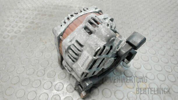 Foto: LICHTMASCHINE / GENERATOR eines Peugeot 407 140