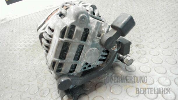 Foto: LICHTMASCHINE / GENERATOR eines Peugeot 407 140