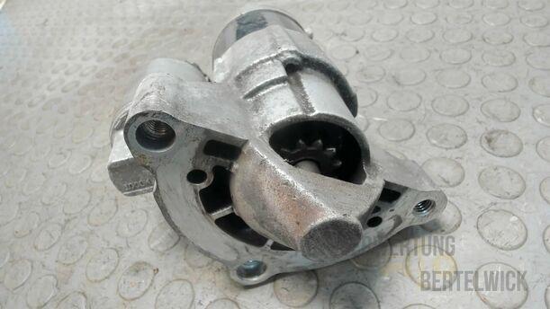 Foto: ANLASSER / STARTER eines Peugeot 407 140