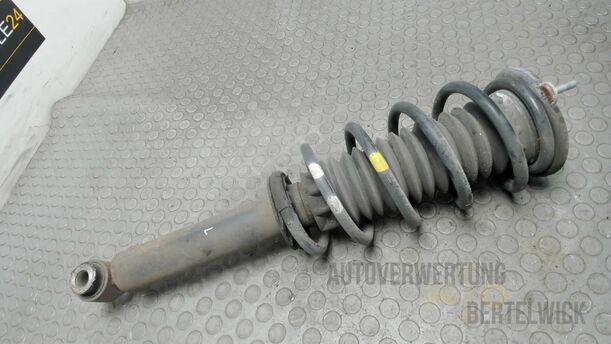 Foto: FEDERBEIN VORNE LINKS eines Peugeot 407 140