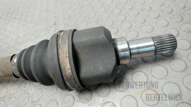 Foto: ANTRIEBSWELLE LINKS eines Peugeot 407 140