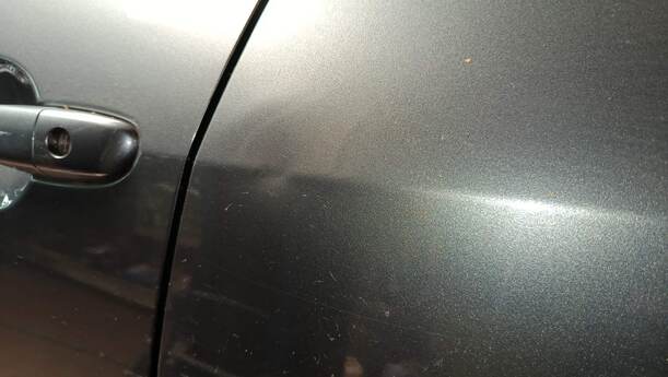 Foto: TÜR HINTEN LINKS ( KOMBI ) eines Mazda 6 Sport Kombi 2.2 CD DPF