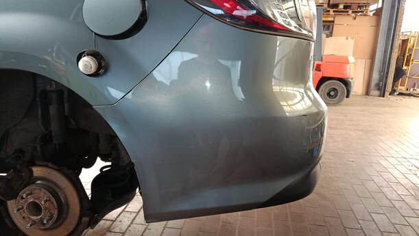 Foto: STOSSFÄNGER/ STOßSTANGE HINTEN ( KOMBI ) eines Mazda 6 Sport Kombi 2.2 CD DPF