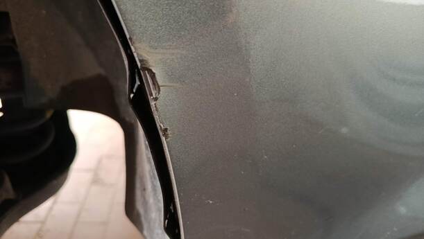 Foto: STOSSFÄNGER/ STOßSTANGE HINTEN ( KOMBI ) eines Mazda 6 Sport Kombi 2.2 CD DPF