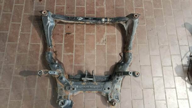 Foto: VORDERACHSE/ ACHSE VORN eines Mazda 6 Sport Kombi 2.2 CD DPF