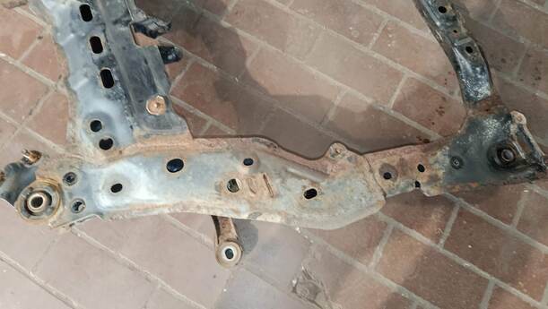 Foto: VORDERACHSE/ ACHSE VORN eines Mazda 6 Sport Kombi 2.2 CD DPF