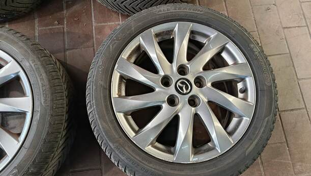Foto: ALUFELGENSATZ 17 ZOLL eines Mazda 6 Sport Kombi 2.2 CD DPF