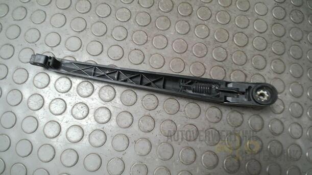 Foto: SCHEIBENWISCHERARM HINTEN ( KOMBI ) eines Mazda 6 Sport Kombi 2.2 CD DPF