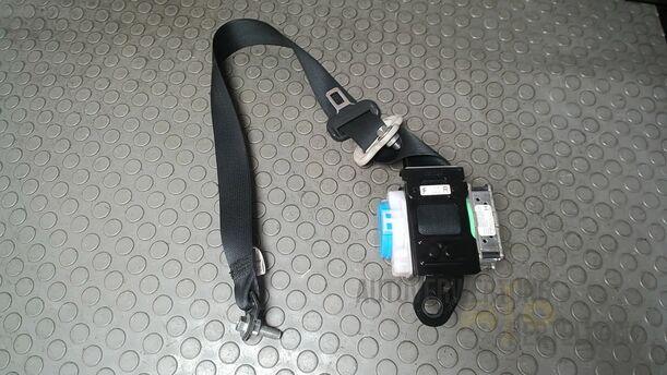 Foto: SICHERHEITSGURT VORN RECHTS eines Mazda 6 Sport Kombi 2.2 CD DPF