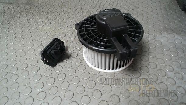 Foto: HEIZUNGSGEBLÄSE eines Mazda 6 Sport Kombi 2.2 CD DPF