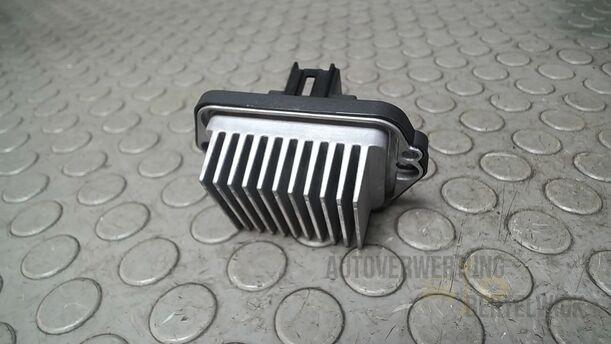 Foto: HEIZUNGSGEBLÄSE eines Mazda 6 Sport Kombi 2.2 CD DPF