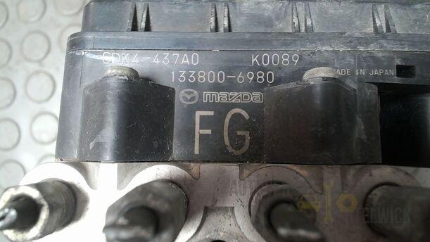 Foto: HAUPTBREMSAGGREGAT ABS eines Mazda 6 Sport Kombi 2.2 CD DPF
