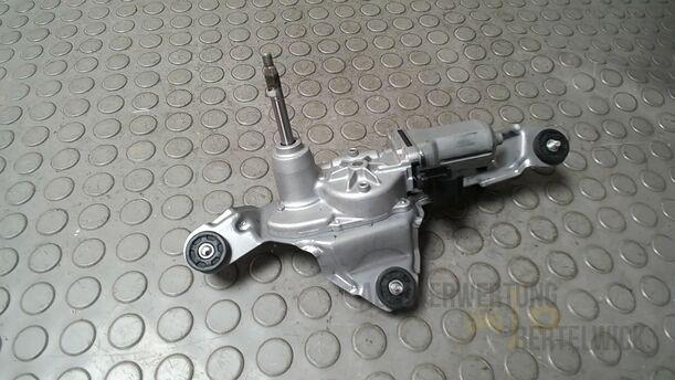 Foto: SCHEIBENWISCHERMOTOR HINTEN ( KOMBI ) eines Mazda 6 Sport Kombi 2.2 CD DPF