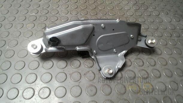 Foto: SCHEIBENWISCHERMOTOR HINTEN ( KOMBI ) eines Mazda 6 Sport Kombi 2.2 CD DPF