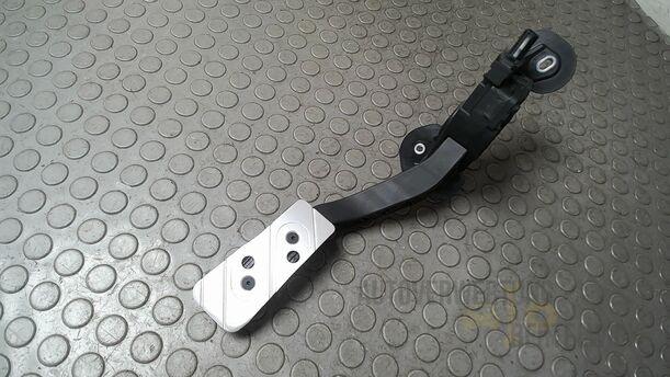 Foto: GASPEDAL eines Mazda 6 Sport Kombi 2.2 CD DPF
