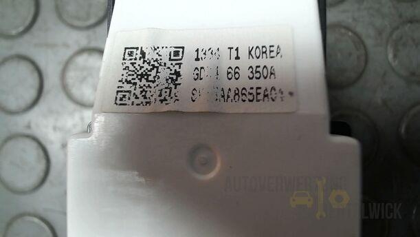 Foto: FENSTERHEBERSCHALTER eines Mazda 6 Sport Kombi 2.2 CD DPF
