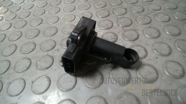 Foto: LUFTMASSENMESSER eines Mazda 6 Sport Kombi 2.2 CD DPF