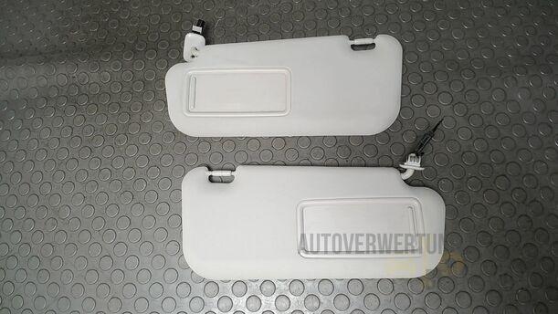 Foto: SONNENBLENDENPAAR eines Mazda 6 Sport Kombi 2.2 CD DPF