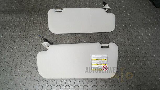 Foto: SONNENBLENDENPAAR eines Mazda 6 Sport Kombi 2.2 CD DPF