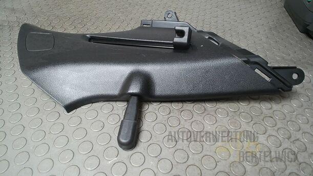 Foto: KOFFERRAUMVERKLEIDUNG OBEN LINKS eines Mazda 6 Sport Kombi 2.2 CD DPF