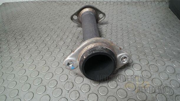 Foto: ZWISCHENROHR AUSPUFFANLAGE eines Mazda 6 Sport Kombi 2.2 CD DPF