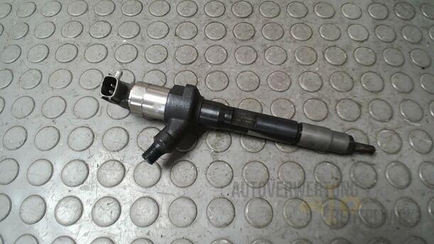 Foto: EINSPRITZDÜSE/ INJEKTOR eines Mazda 6 Sport Kombi 2.2 CD DPF