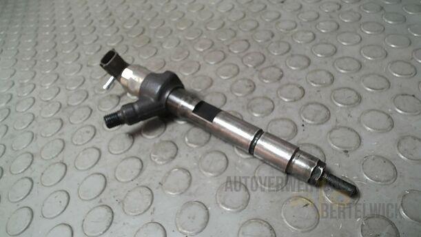 Foto: EINSPRITZDÜSE/ INJEKTOR eines Mazda 6 Sport Kombi 2.2 CD DPF