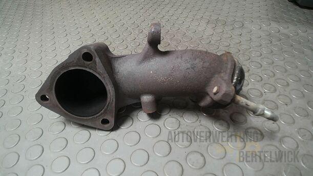 Foto: AUSPUFFKRÜMMER HINTEN eines Mazda 6 Sport Kombi 2.2 CD DPF