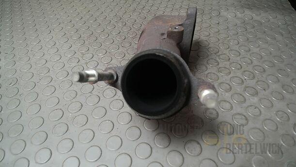 Foto: AUSPUFFKRÜMMER HINTEN eines Mazda 6 Sport Kombi 2.2 CD DPF