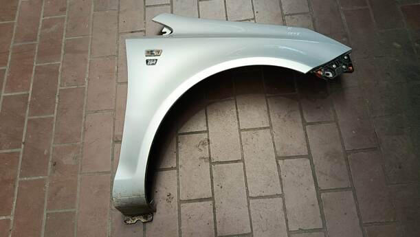 Foto: KOTFLÜGEL RECHTS eines Opel Corsa 1.4 16V