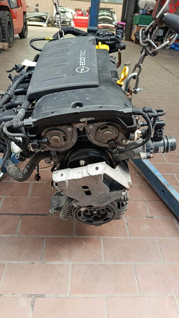 Foto: MOTOR ( A14XER ) eines Opel Corsa 1.4 16V