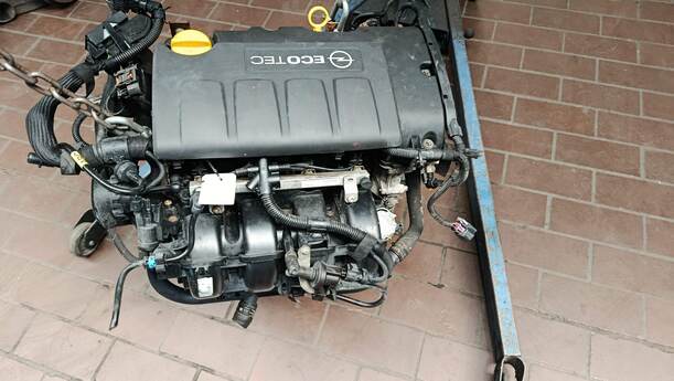 Foto: MOTOR ( A14XER ) eines Opel Corsa 1.4 16V