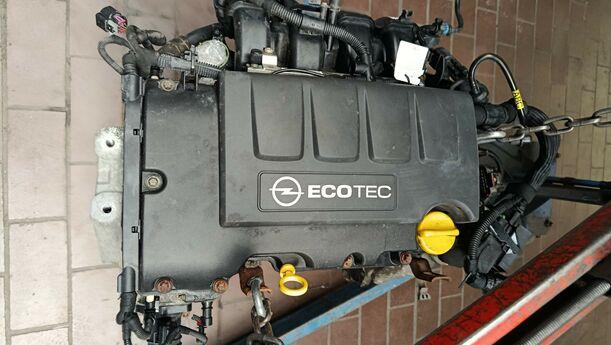 Foto: MOTOR ( A14XER ) eines Opel Corsa 1.4 16V