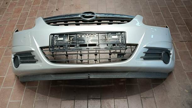 Foto: STOSSFÄNGER / STOßSTANGE VORNE eines Opel Corsa 1.4 16V