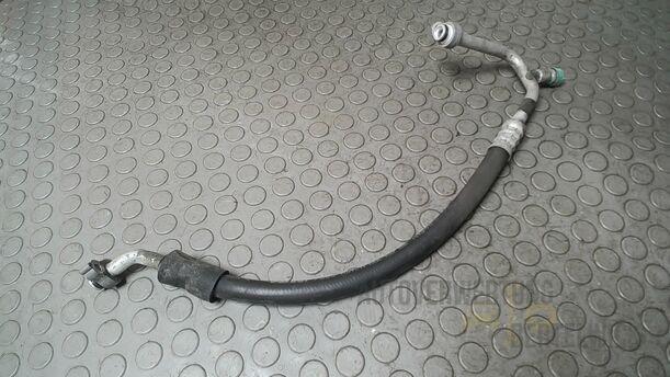 Foto: SCHLAUCH KONDENSATOR/ KOMPRESSOR eines Mazda 6 Sport Kombi 2.2 CD DPF