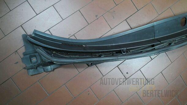 Foto: WINDLAUF eines Mazda 6 Sport Kombi 2.2 CD DPF
