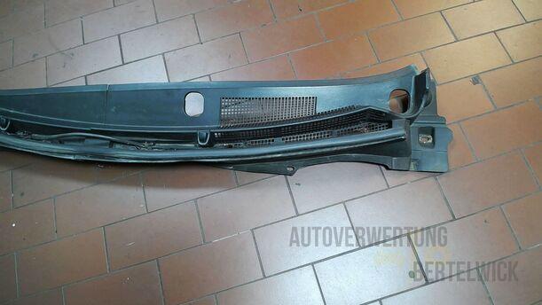 Foto: WINDLAUF eines Mazda 6 Sport Kombi 2.2 CD DPF