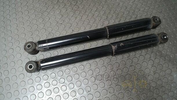 Foto: STOSSDÄMPFER HINTEN ( KOMBI ) eines Mazda 6 Sport Kombi 2.2 CD DPF