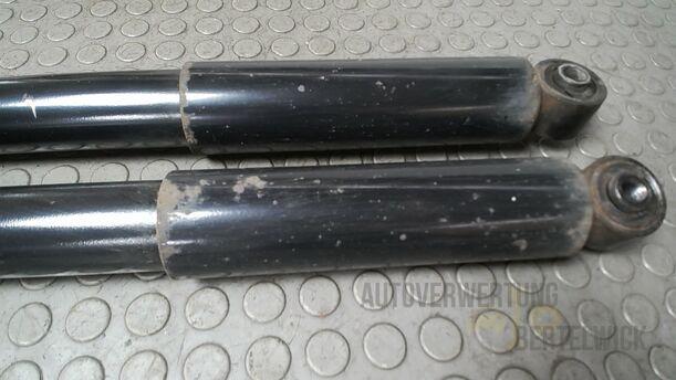 Foto: STOSSDÄMPFER HINTEN ( KOMBI ) eines Mazda 6 Sport Kombi 2.2 CD DPF
