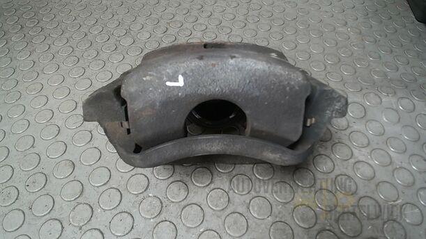 Foto: BREMSSATTEL VORN LINKS eines Mazda 6 Sport Kombi 2.2 CD DPF