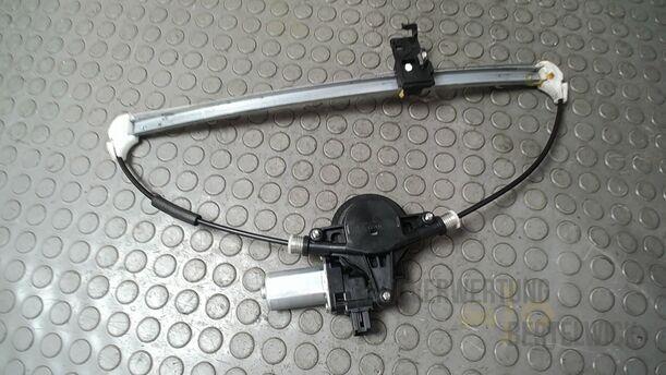 Foto: FENSTERHEBER ELEKTRISCH HINTEN LINKS ( KOMBI ) eines Mazda 6 Sport Kombi 2.2 CD DPF Fun