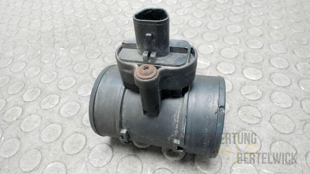 Foto: LUFTMASSENMESSER eines Opel Corsa 1.4 16V Fun