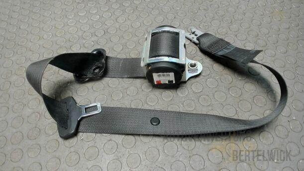 Foto: SICHERHEITSGURT VORNE LINKS ( 2/3 TÜRER  ) eines Opel Corsa 1.4 16V Fun