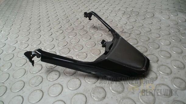 Foto: LENKRADVERKLEIDUNG/ BLENDE LENKRAD eines Mazda 6 Sport Kombi 2.2 CD DPF Fun